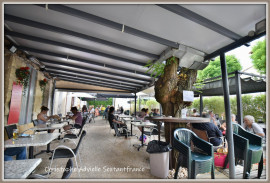 
                                                                                        Vente
                                                                                         Fonds de commerce bar brasserie avec superbe terrasse, coeur de ville, vente cause retraite