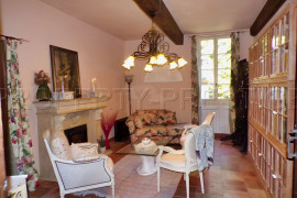 
                                                                                        Vente
                                                                                         GERS MAISON DE MAITRE XIXéme 2,4 HA