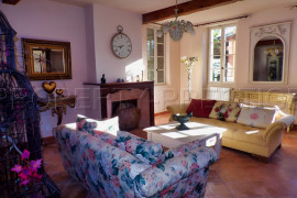 
                                                                                        Vente
                                                                                         GERS MAISON DE MAITRE XIXéme 2,4 HA