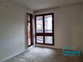 
                                                                                        Vente
                                                                                         Grand 2/3 pièces avec loggia au calme