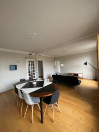 
                                                                                        Location
                                                                                         Grand appartement 3 pièces 85m2 Saint-Cloud