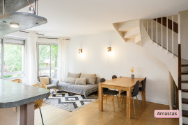 
                                                                                        Location
                                                                                         Grand duplex de 3 pièces à Neuilly-sur-Seine