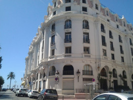 
                                                                                        Location
                                                                                         Grand studio sur la promenade des anglais à Nice