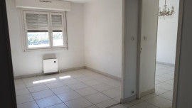 
                                                                                        Location
                                                                                         GRAND T3  DE 107M²