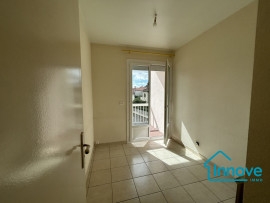 
                                                                                        Vente
                                                                                         Grand T4/5 quartier saint Michel