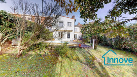 
                                                                                        Vente
                                                                                         GUILHEMERY - MAISON FAMILIALE DE 200 m²