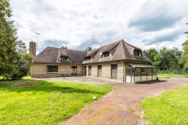 
                                                                                        Vente
                                                                                         Immeuble de 443 m² à Jumièges (76)