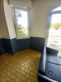 
                                                                                        Vente
                                                                                         Immeuble de 995m² situé à 5km de Paris (Clamart)