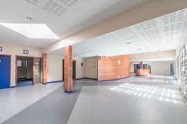 
                                                                                        Vente
                                                                                         Immeuble de bureaux 850 m²à Châtellerault (86)