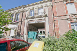 
                                                                                        Vente
                                                                                         Immeuble de rapport  15 appartements  Romilly (10)