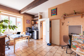 
                                                                                        Vente
                                                                                         Immeubles de bureaux - 858 m² - LIMOUX (11)