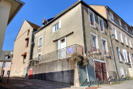 
                                                                                        Vente
                                                                                         Jolie maison de ville au coeur du Morvan