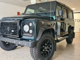 
                                                                        Voiture
                                                                         Land Rover Defender LD 110 SE