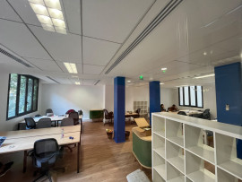 
                                                                                        Location
                                                                                         Location Bureaux Paris 75008