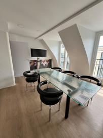 
                                                                                        Location
                                                                                         Location Bureaux Paris 75009