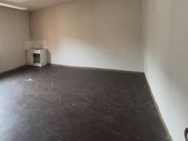 
                                                                                        Vente
                                                                                         Lot de deux biens / appartement + local commercial