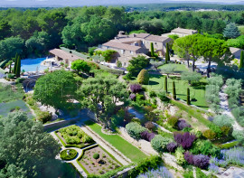 
                                                                                        Vente
                                                                                         LUBERON MAGNIFIQUE DEMEURE 17 HA