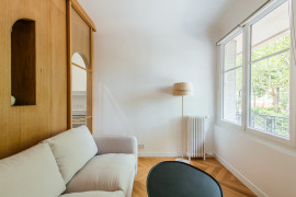 
                                                                                        Location
                                                                                         Lumineux studio meublé situé dans le centre-ville de Boulogne-Billancourt