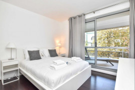 
                                                                                        Location
                                                                                         Magnifique appartement - Auteuil / Saint Cloud