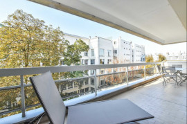 
                                                                                        Location
                                                                                         Magnifique appartement - Auteuil / Saint Cloud