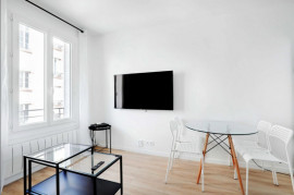 
                                                                                        Location
                                                                                         Magnifique et lumineux duplex meuble - Levallois