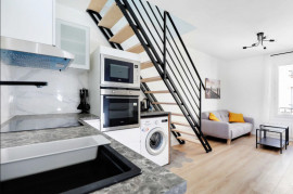 
                                                                                        Location
                                                                                         Magnifique et lumineux duplex meuble - Levallois