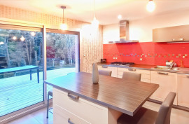 
                                                                                        Vente
                                                                                         Magnifique maison de 7 pièces de 158 m²