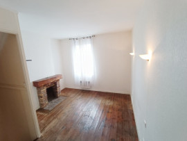 
                                                                                        Vente
                                                                                         Maison 2 chambres avec cour, Amiens Saint Maurice