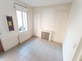 
                                                                                        Vente
                                                                                         Maison 2 chambres, bureau, cour à Amiens