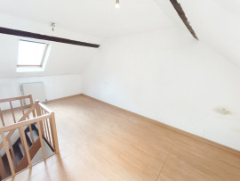 
                                                                                        Vente
                                                                                         Maison 2 chambres, bureau, cour à Amiens