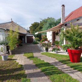 
                                                                                        Vente
                                                                                         Maison 3 ch. - Dépendances - Parcelle 1023 m²