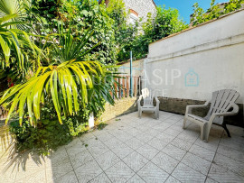 
                                                                                        Vente
                                                                                         MAISON 4 CH, GARAGE, TERRASSE, CUISINE ETE, JARDIN - PROCHE QUILLAN CENTRE  