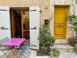 
                                                                                        Vente
                                                                                         Maison 4 pièces 65m2 env au coeur du village de Valbonne