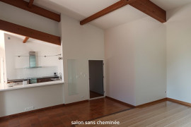 
                                                                                        Vente
                                                                                         Maison 7 pièces, 1200 m² de terrain avec pisicne