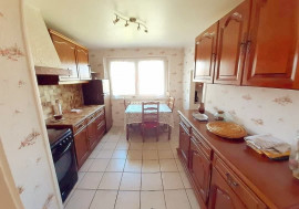 
                                                                                        Vente
                                                                                         Maison 7 pièces 186 m²