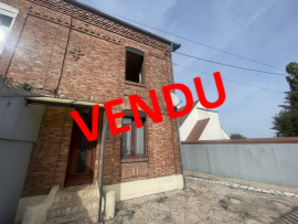 
                                                                        Vente
                                                                         Maison 88m² + double garages