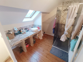 
                                                                                        Vente
                                                                                         Maison Amiens Saint Pierre, 3 chambres et cour