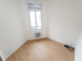 
                                                                                        Vente
                                                                                         Maison atypique Amiens gare 31m2