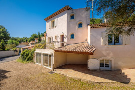 
                                                                                        Vente
                                                                                         MAISON D'ARCHITECTE