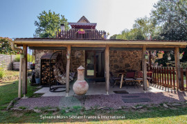 
                                                                                        Vente
                                                                                         Maison de charme au coeur du Périgord Vert