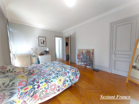 
                                                                                        Vente
                                                                                         Maison de maitre 6 ch - 60 m² de dépendances