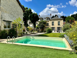 
                                                                                        Vente
                                                                                         Maison de maître rénovée - 11 pièces + piscine + dépendances