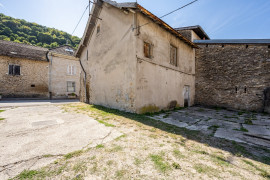 
                                                                                        Vente
                                                                                         Maison de village - La Balme-les-Grottes