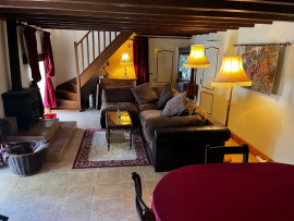 
                                                                                        Vente
                                                                                         Maison en pierre, 3/4 chambres. Jardin 540 m2