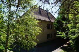 
                                                                                        Vente
                                                                                         Maison Périgourdine située dans un village classé. 