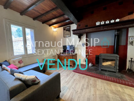 
                                                                                        Vente
                                                                                         MAISON RENOVEE AVEC GARAGE DANS VILLAGE PRISE 