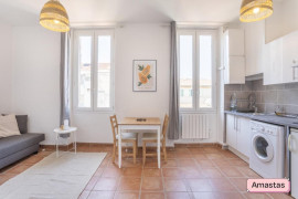 
                                                                                        Location
                                                                                         Marseille 13006 - Studio lumineux et bien aménagé au cœur de Marseille