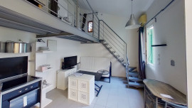 
                                                                                        Location
                                                                                         Marseille 13007 - Charmant T1 en duplex quartier Endoume