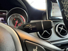 
                                                                                        Voiture
                                                                                         Mercedes-Benz CLA Année 2014