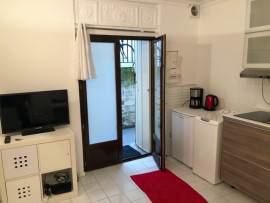 
                                                                                        Location de vacances
                                                                                         Meuble 2 pieces RUE SAINT CHARLES 75015 Paris